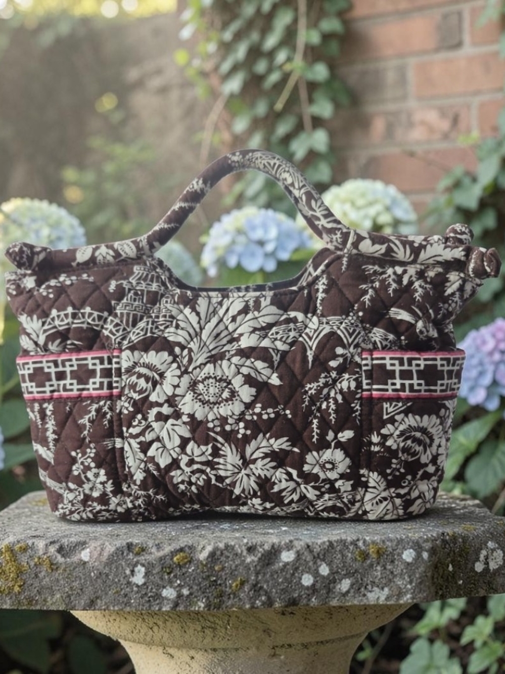 Vera Bradley Retired Quilted Imperial Toile Pattern